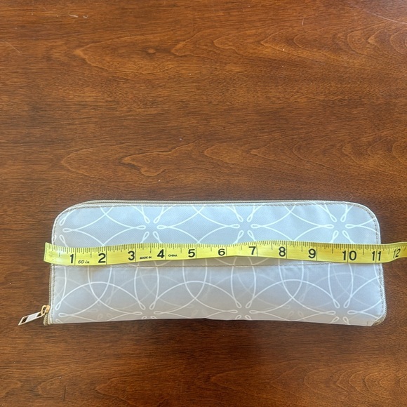 New DSW Foldable Tote. - Picture 11 of 12